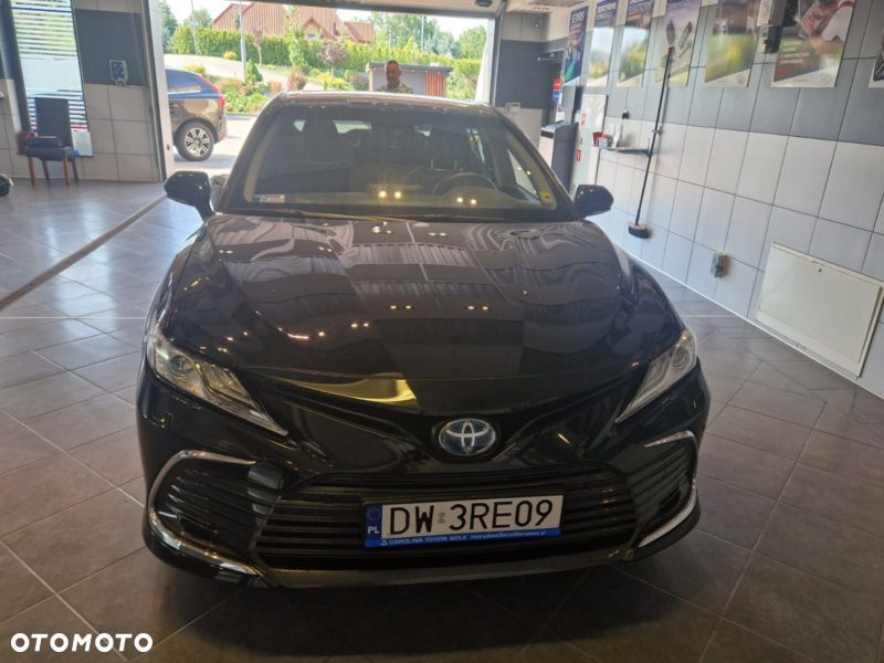 Toyota Camry - 2