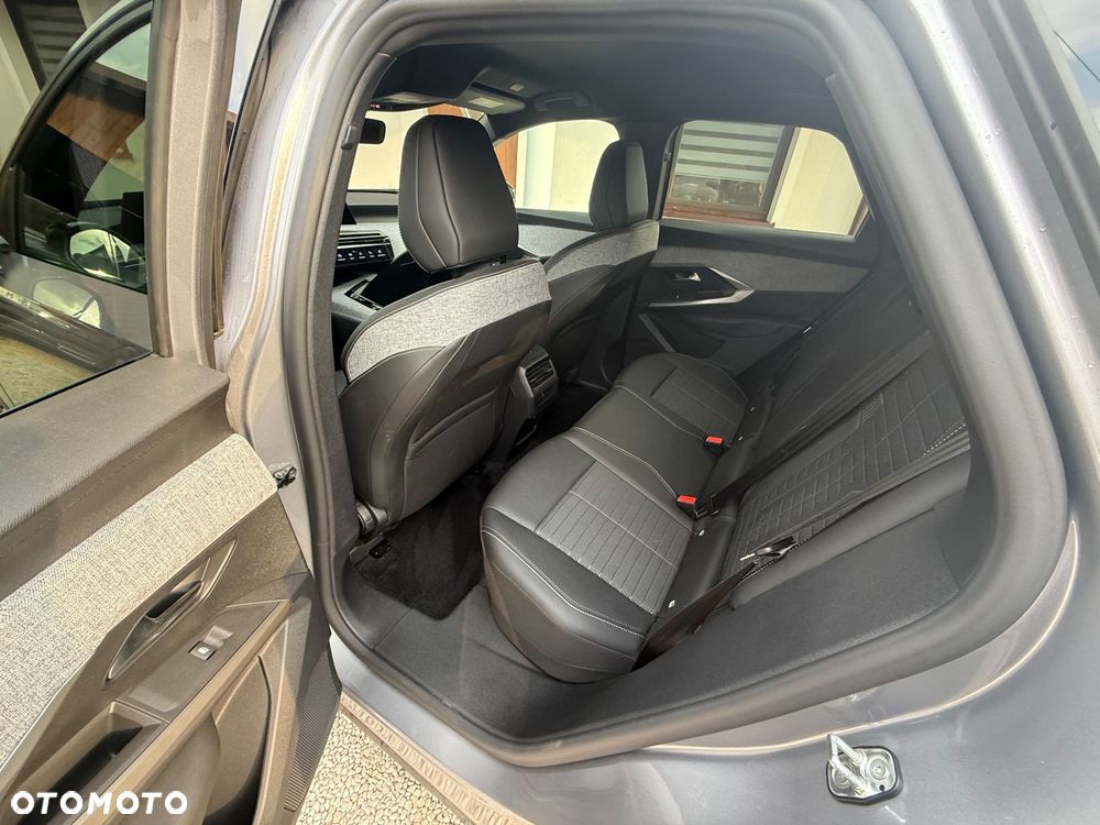 Peugeot 3008 - 13