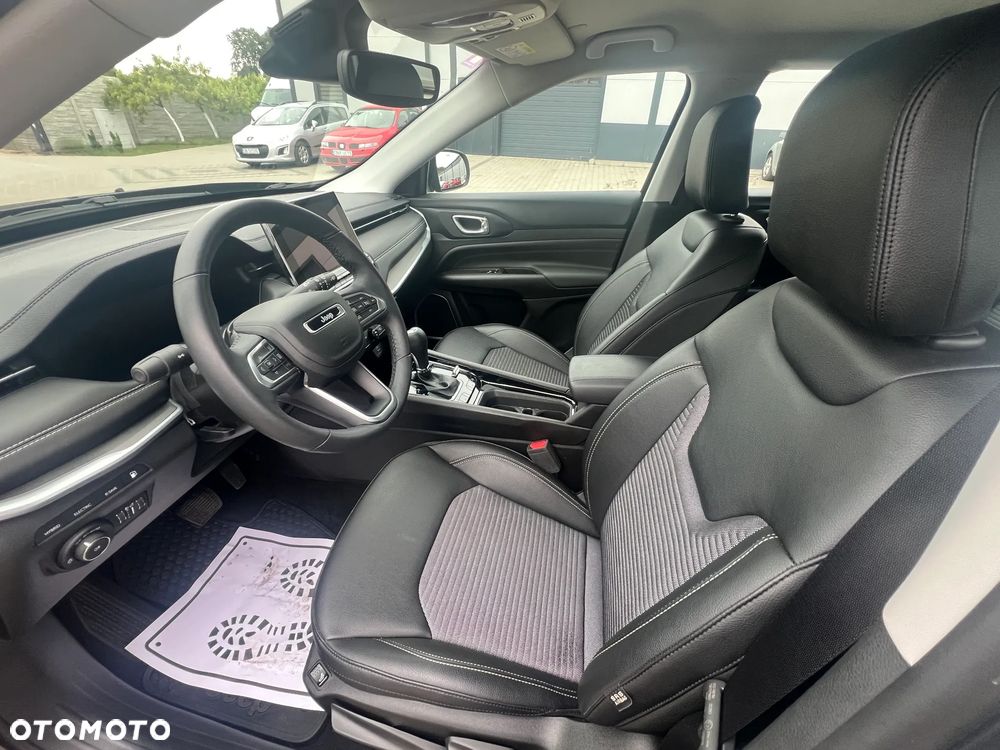 Jeep Compass - 10