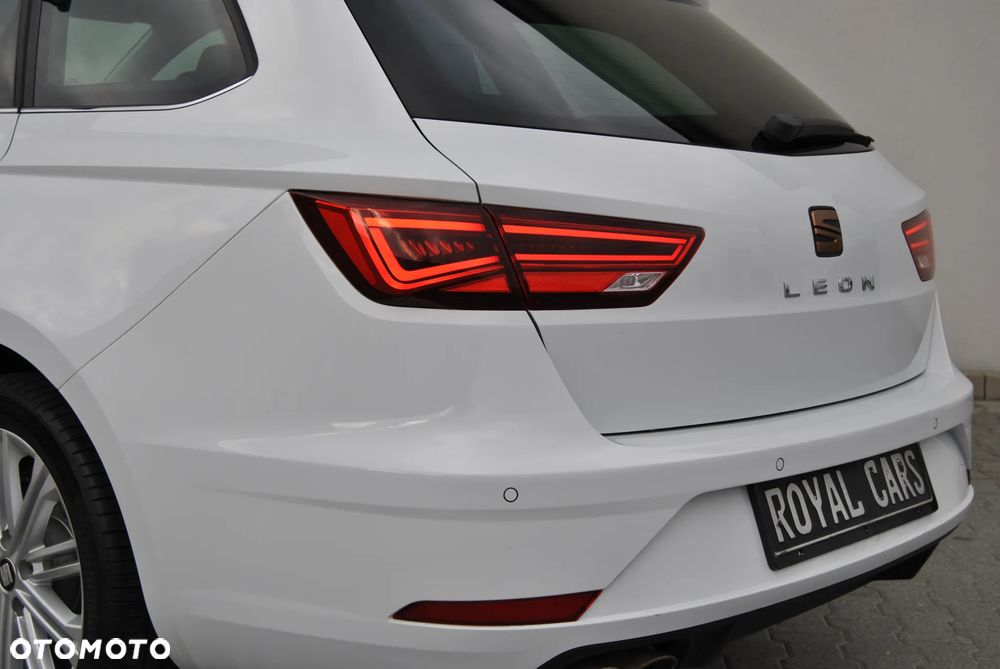 Seat Leon 2.0 TDI DPF Start&Stop DSG XCELLENCE - 13