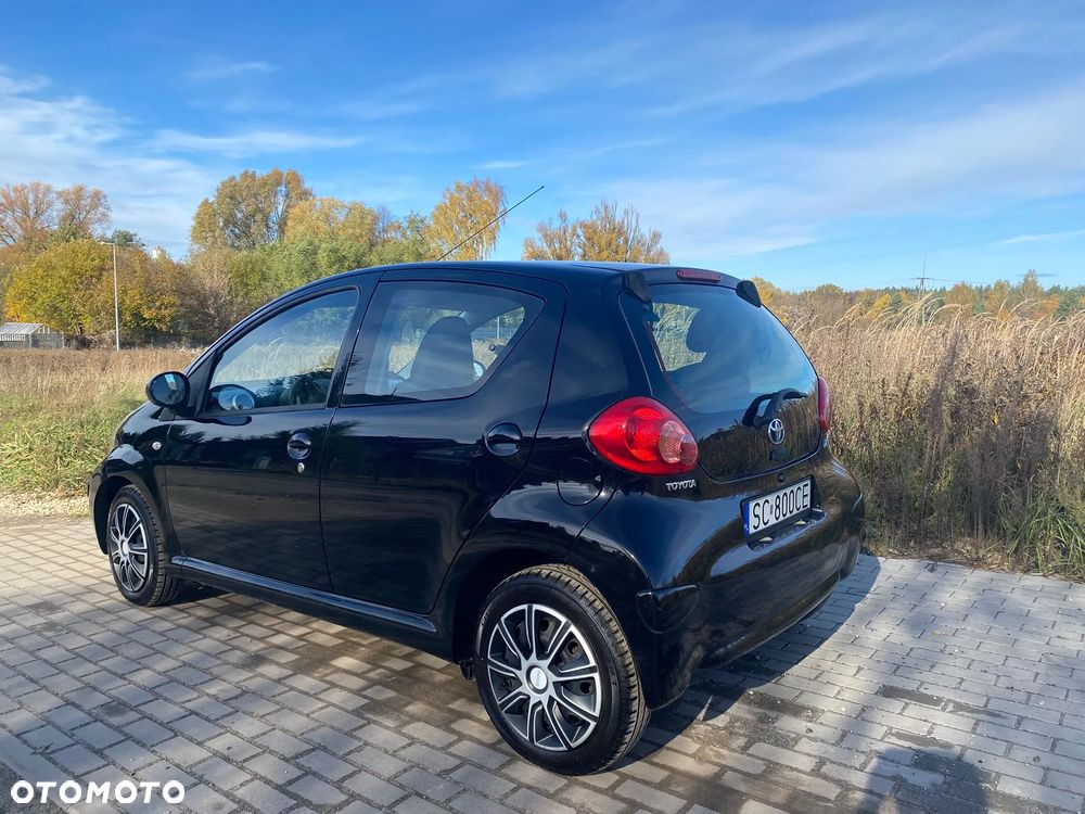 Toyota Aygo ver-1-0-vvt--i - 3