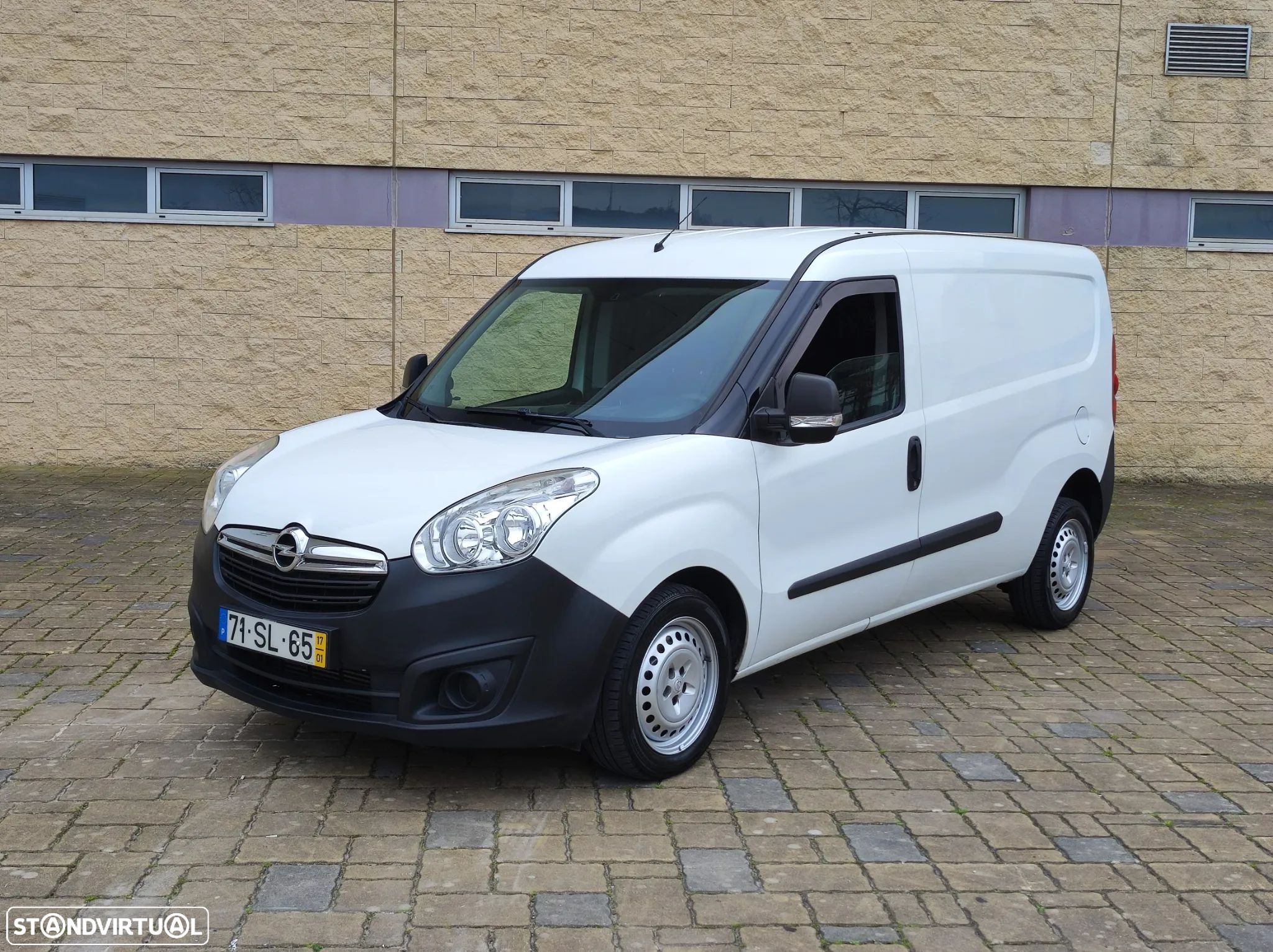 Opel Combo Maxi 1.6 CDTi 105cv - 1