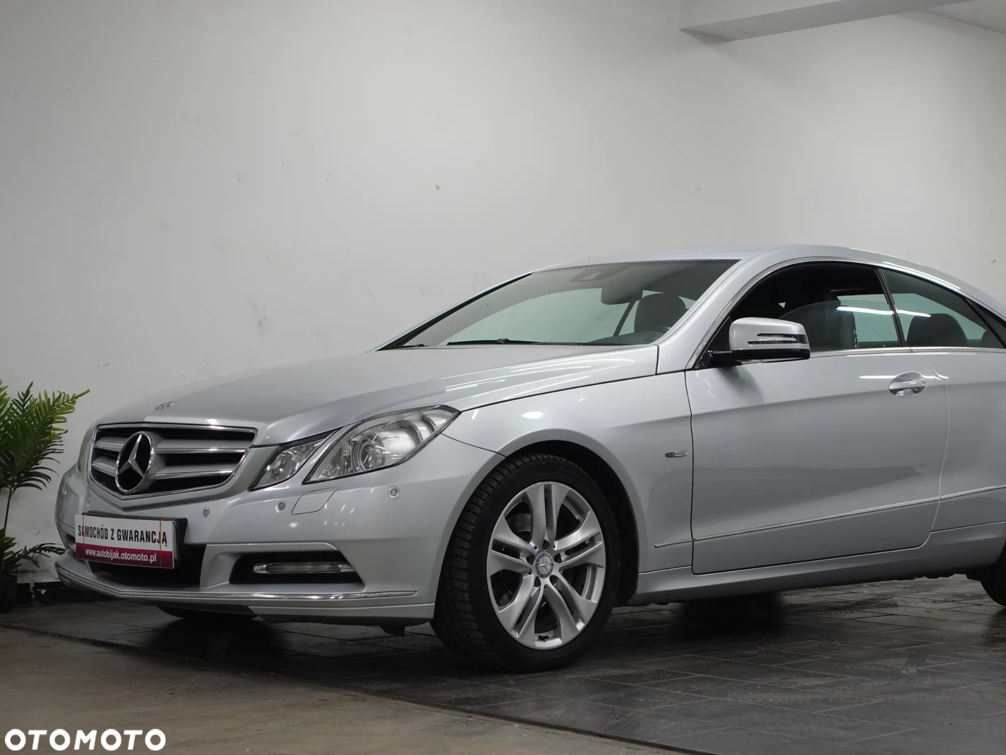 Mercedes-Benz Klasa E - 16