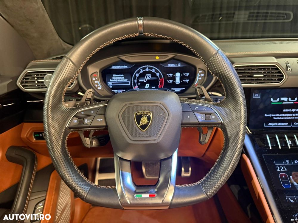 Lamborghini URUS - 23