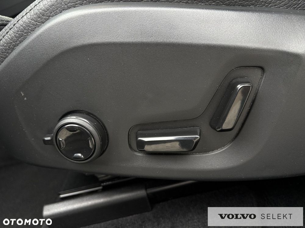 Volvo XC 60 - 18