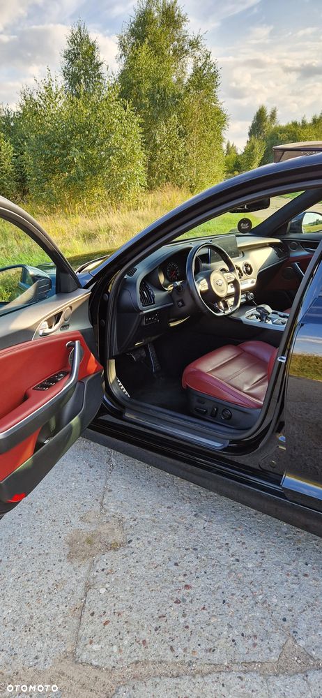 Kia Stinger 3.3 T-GDI V6 GT AWD - 14