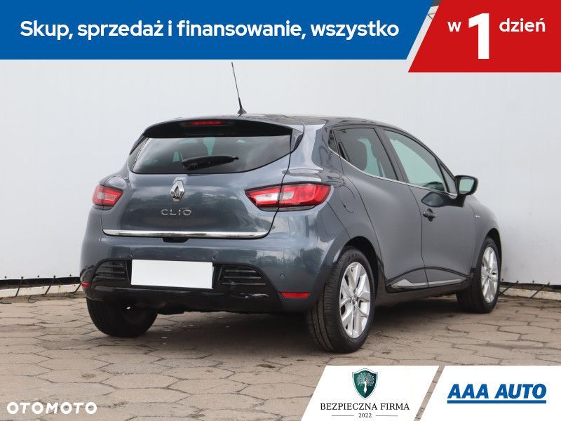Renault Clio - 7
