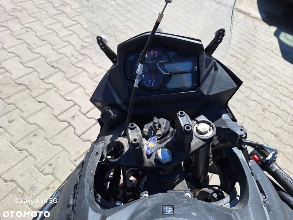 Suzuki V-STROM - 3