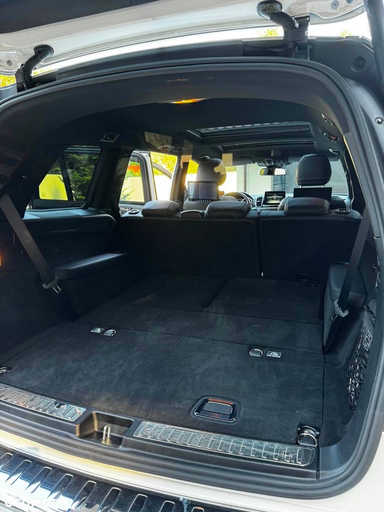 Mercedes-Benz GLS - 6