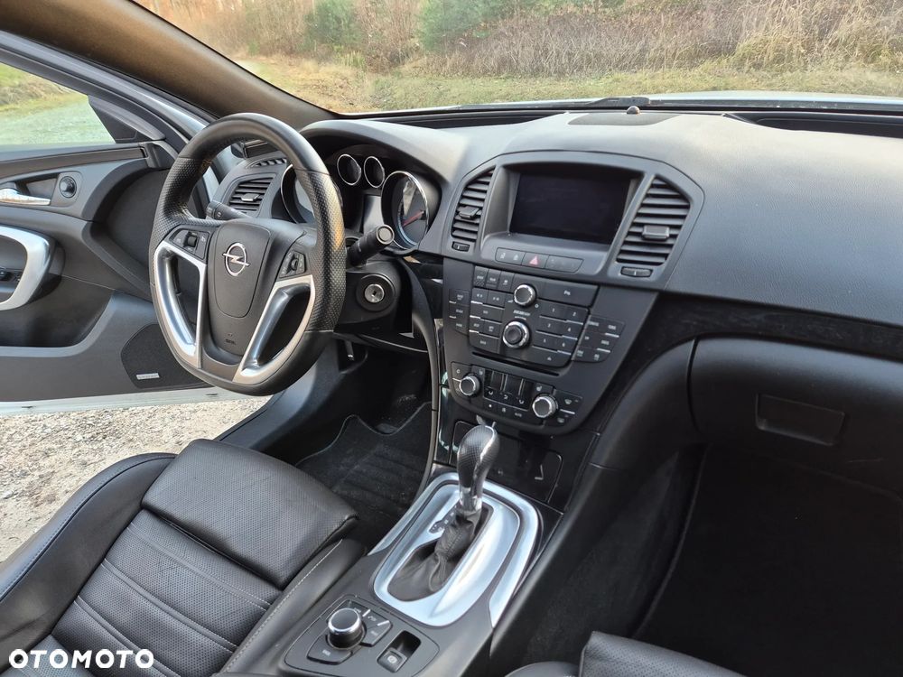 Opel Insignia - 13