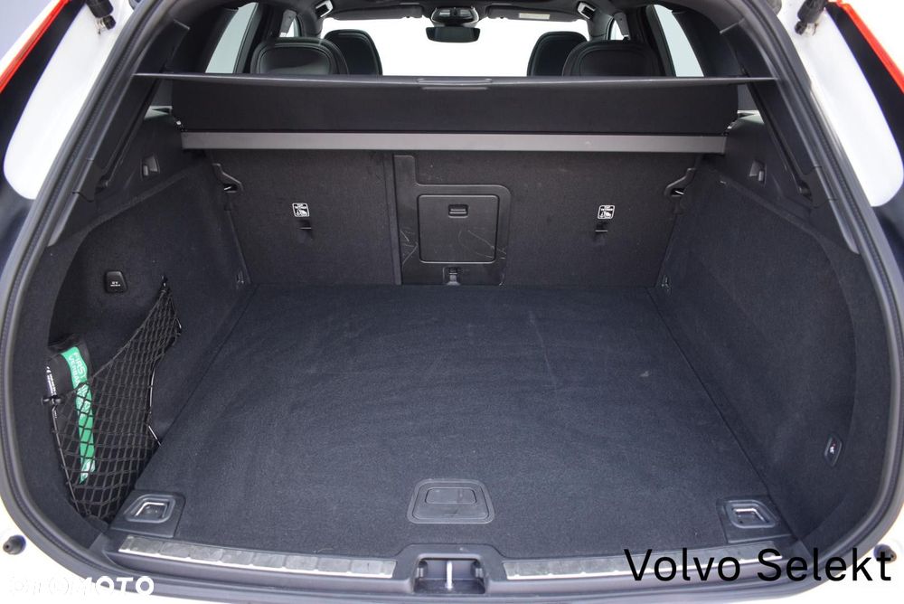 Volvo XC 60 - 33