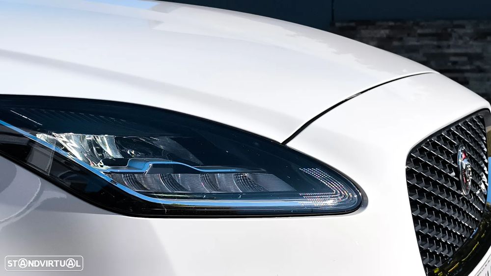 Jaguar E-Pace 2.0 i4D - 4