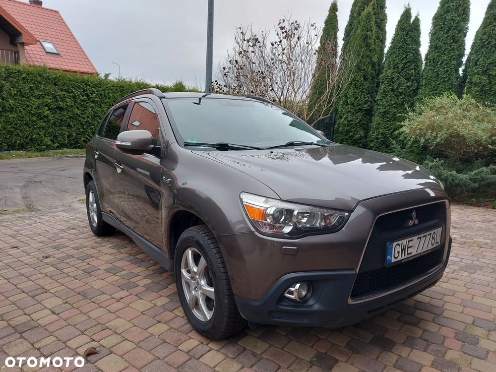 Mitsubishi ASX - 10