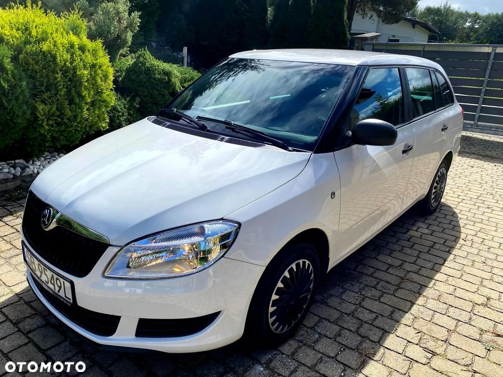 Skoda Fabia 1.4 16V Ambition Plus - 1