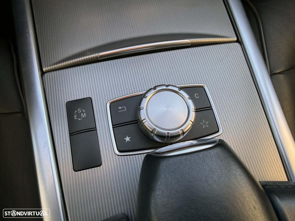 Mercedes-Benz E 300 Bluetec Hybrid Avantgarde - 28
