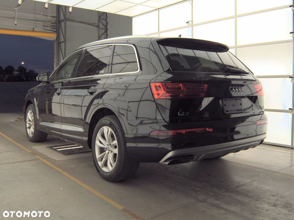Audi Q7 3.0 TFSI Quattro Tiptronic - 5