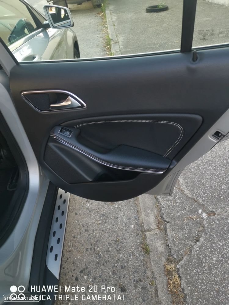 Mercedes-Benz GLA 180 - 20
