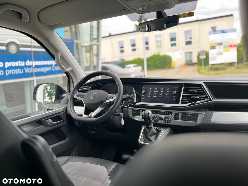 Volkswagen Multivan - 19
