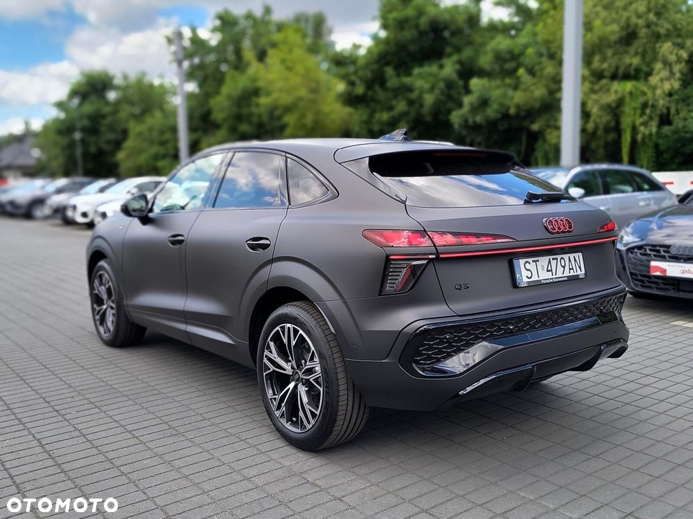 Audi Q3 Sportback - 8