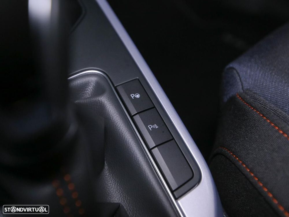 SEAT Arona 1.0 TSI FR - 23