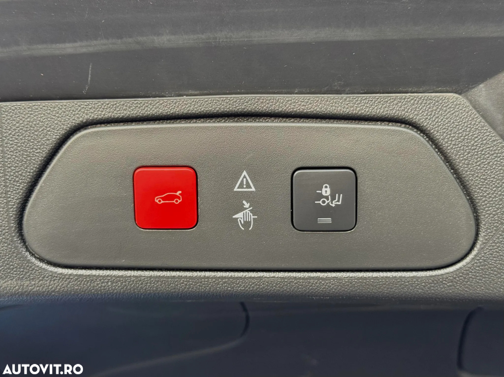 Opel Grandland X 2.0 START/STOP Aut. Ultimate - 30