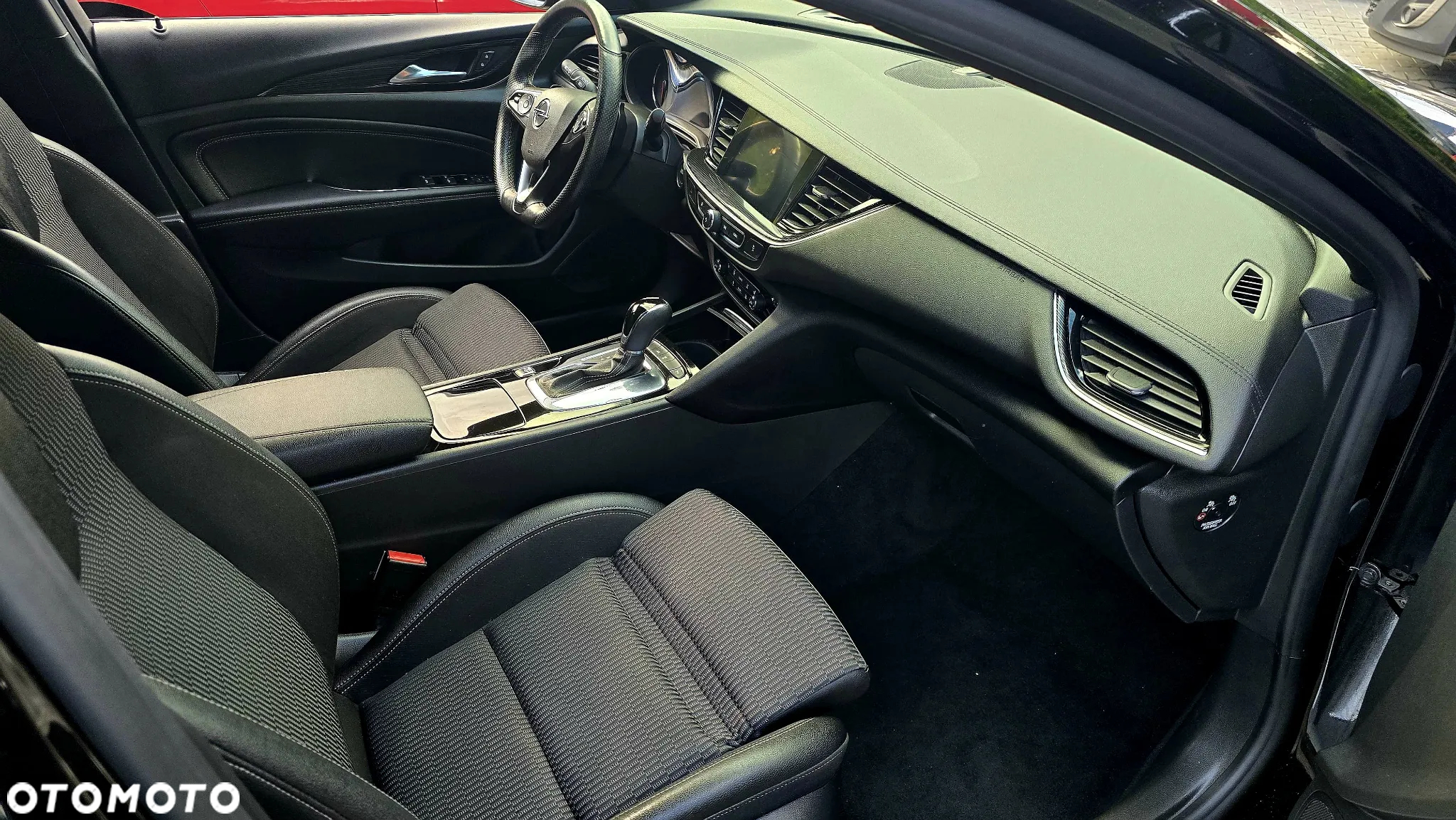 Opel Insignia 1.5 T Innovation S&S - 19