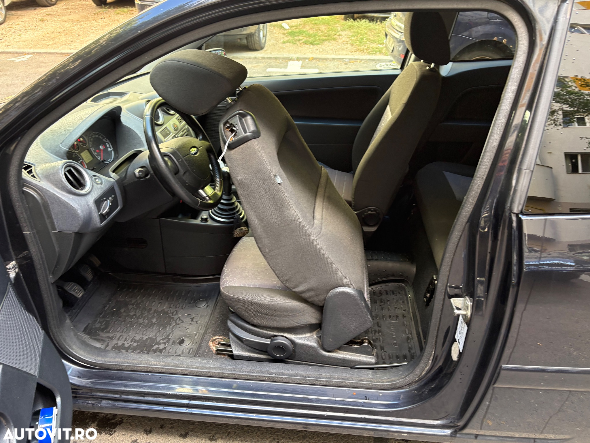 Ford Fiesta 1.3 - 11