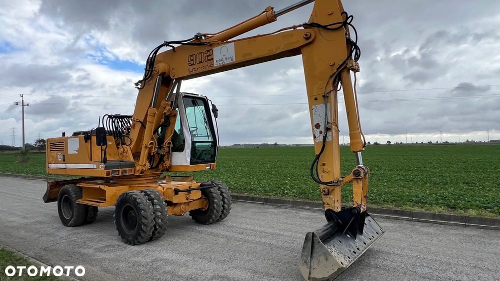 Liebherr koparka kołowa A902 Litronic - 4