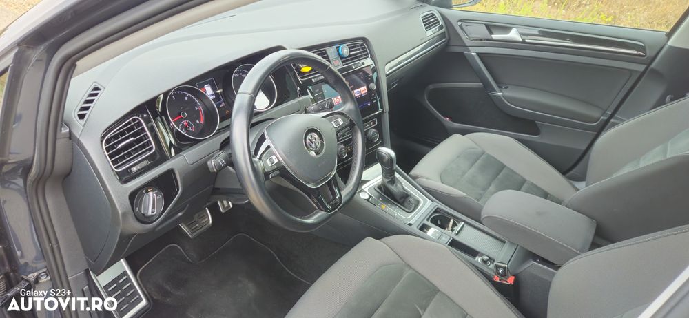 Volkswagen Golf 2.0 BlueTDI DSG Highline - 10