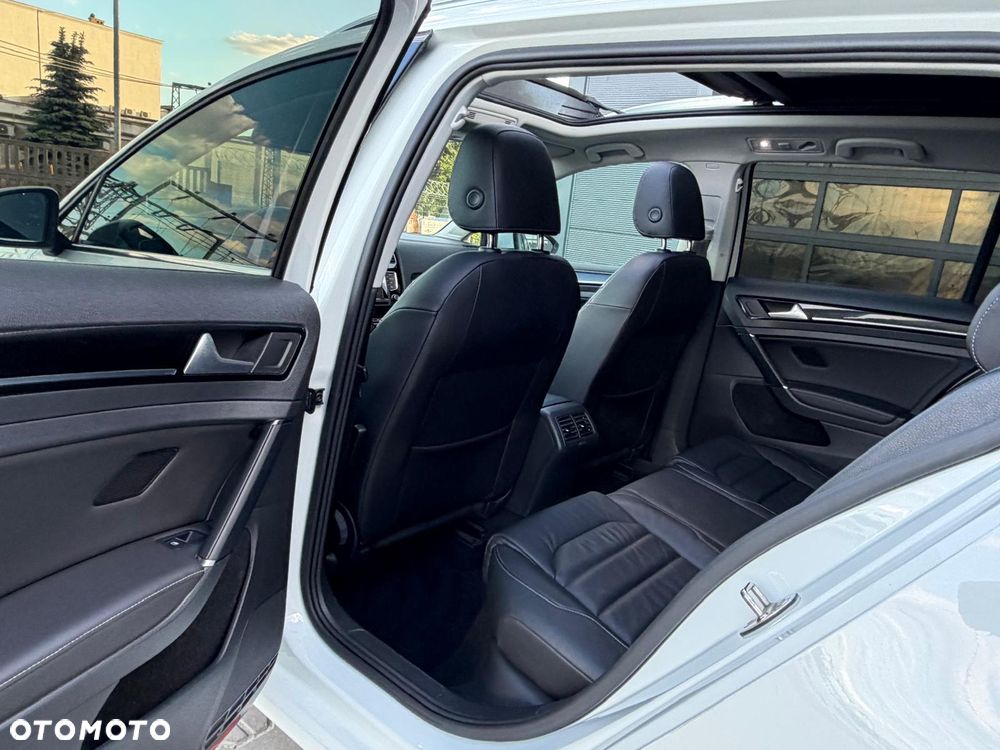 Volkswagen Golf 1.4 TSI BMT Highline - 11