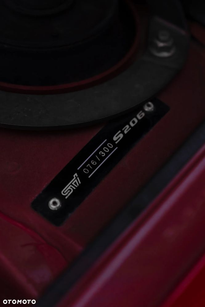 Subaru Impreza STI - 16