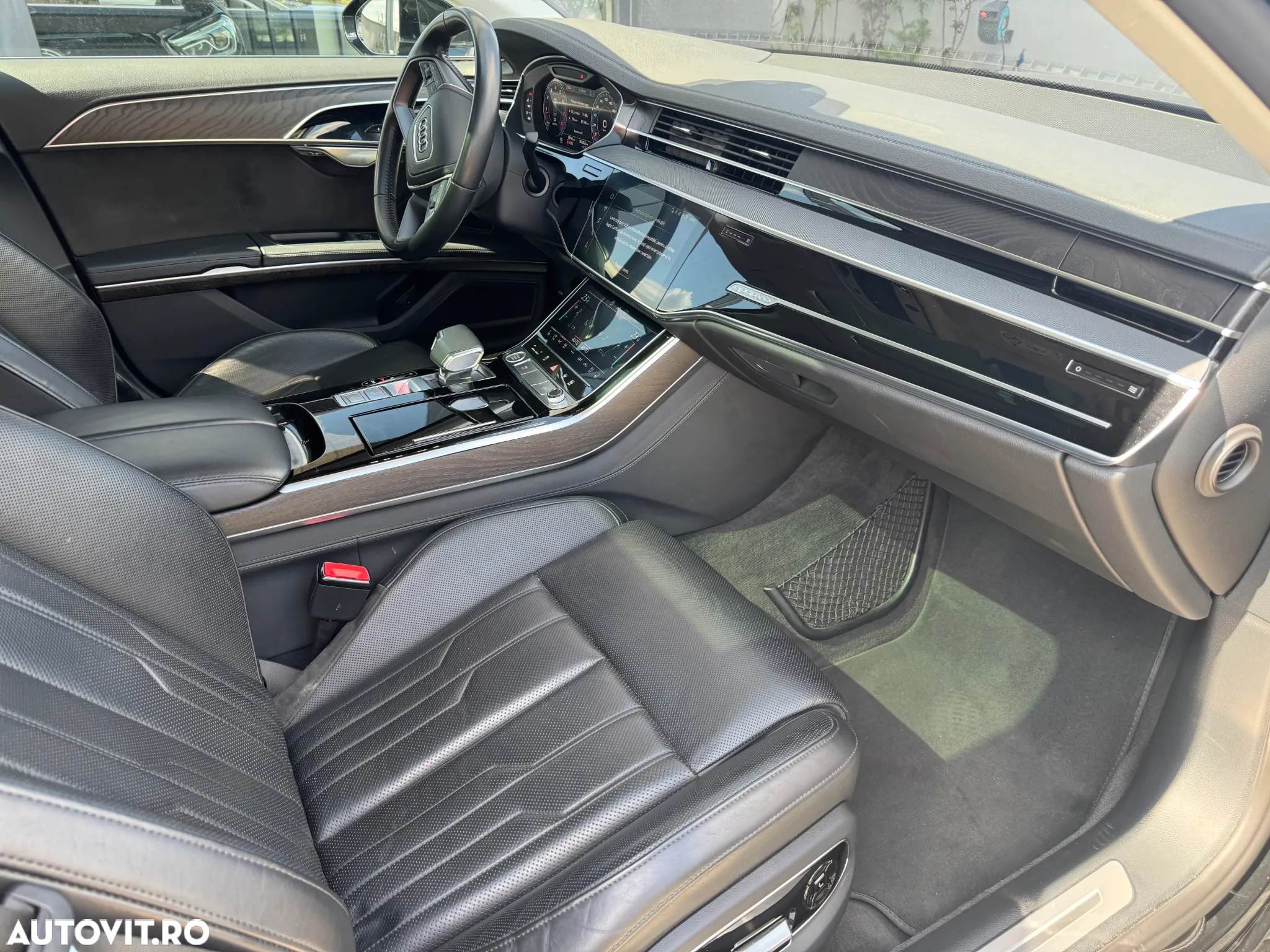 Audi A8 55 TFSI quattro Tiptronic MHEV - 13