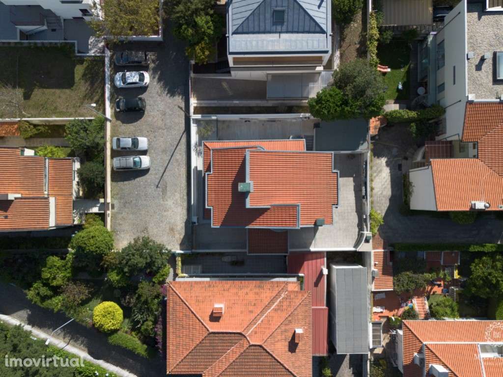 Moradia com 20 quartos e rentabilidade garantida - Grande imagem: 2/21