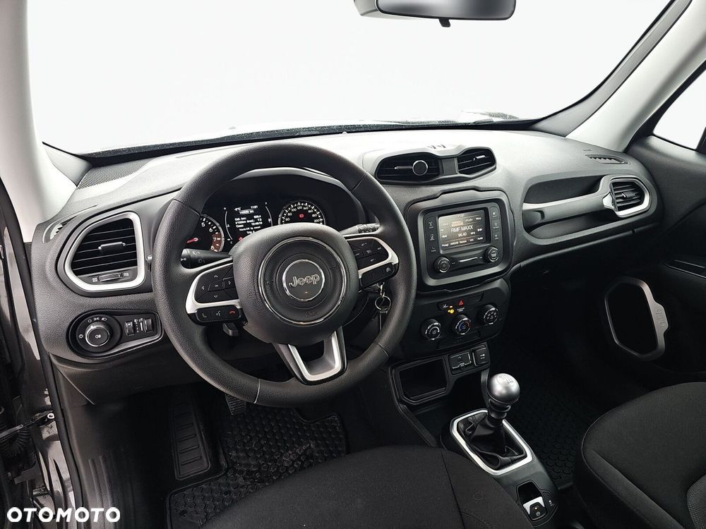 Jeep Renegade - 12