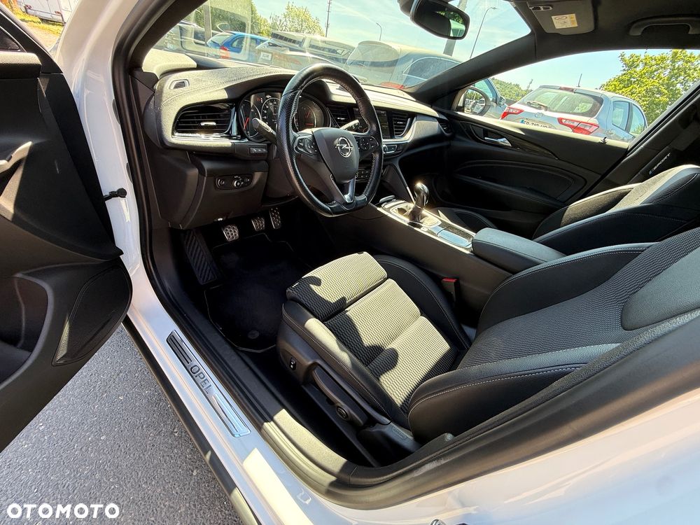 Opel Insignia 1.5 T Elite S&S Eco - 33