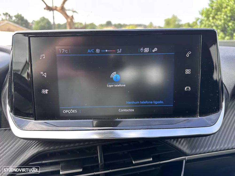 Peugeot 2008 1.2 PureTech Allure Pack - 38