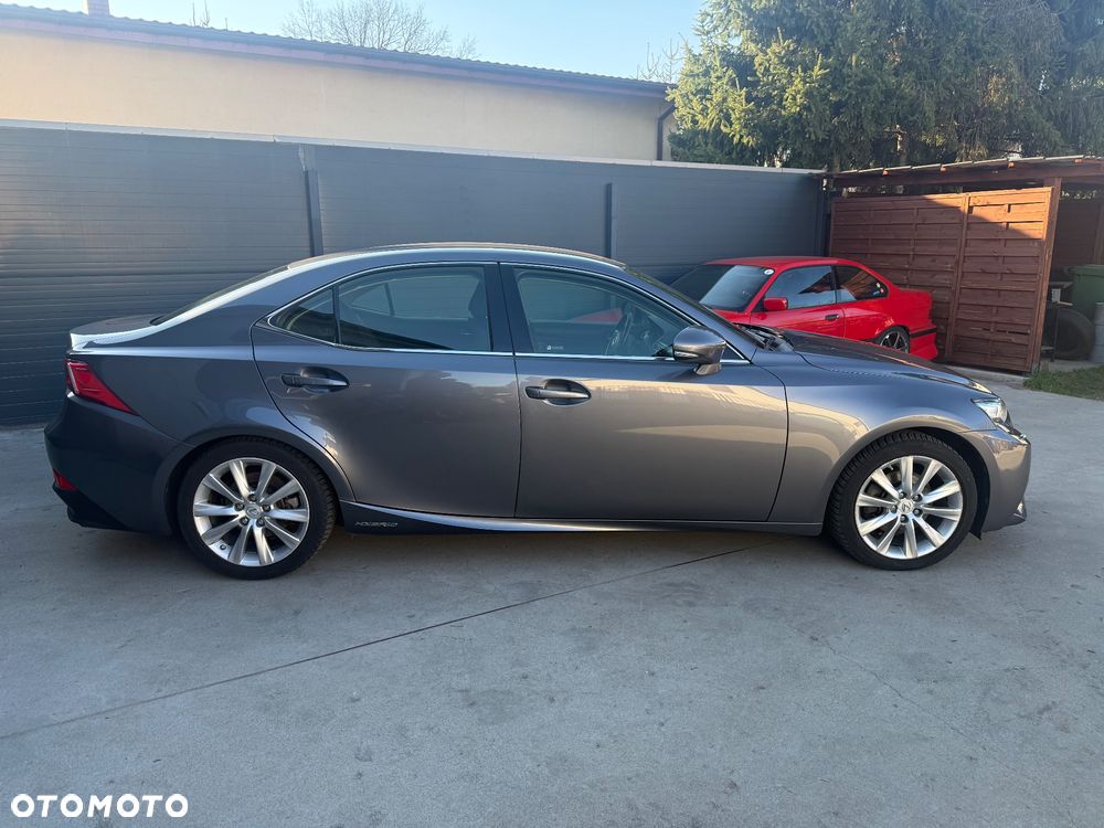 Lexus IS 300h Comfort EU6 - 16