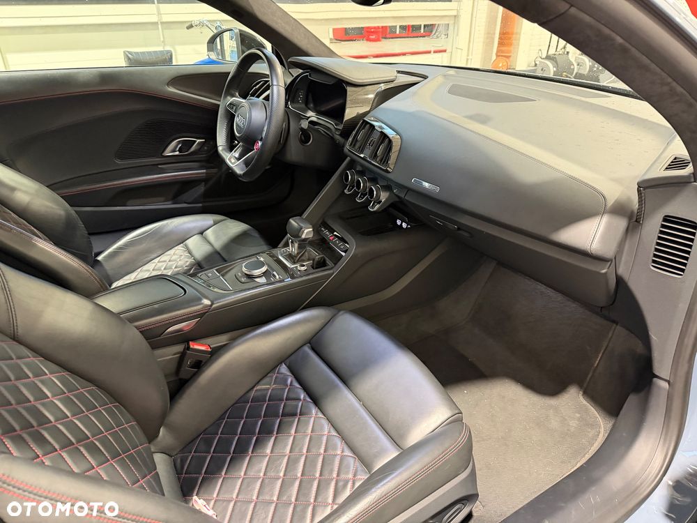 Audi R8 Coupé V10 RWD - 19