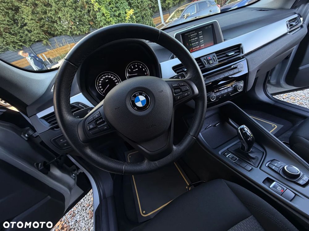 BMW X1 sDrive20i Advantage - 29