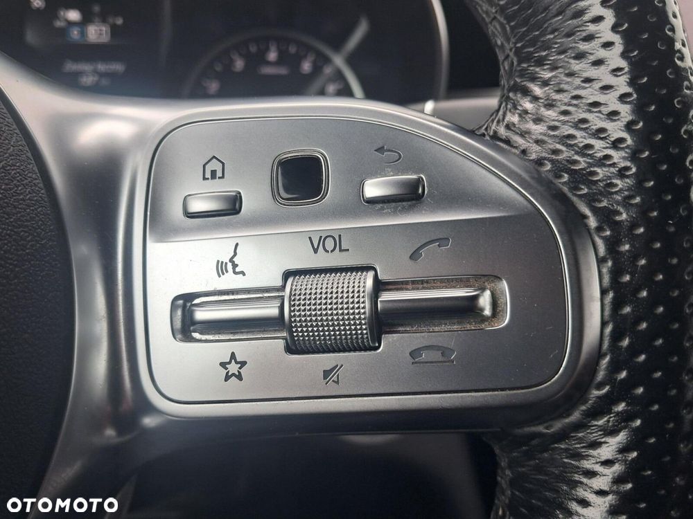 Mercedes-Benz GLC - 20