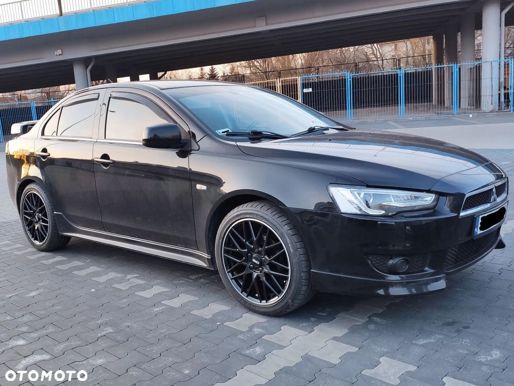 Mitsubishi Lancer 1.8 Instyle NAVI - 1