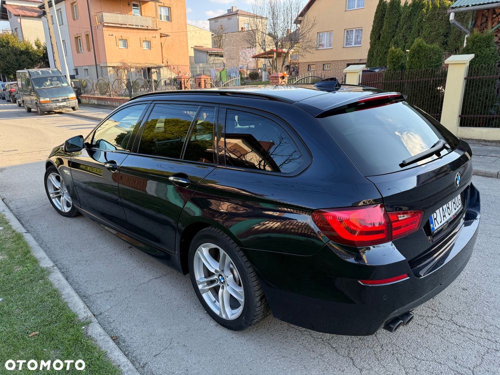 BMW Seria 5 525d - 5