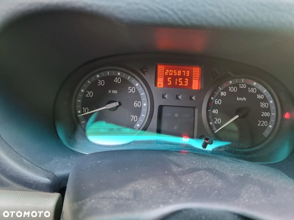 Renault Clio 1.2 16V Confort Authentique - 4