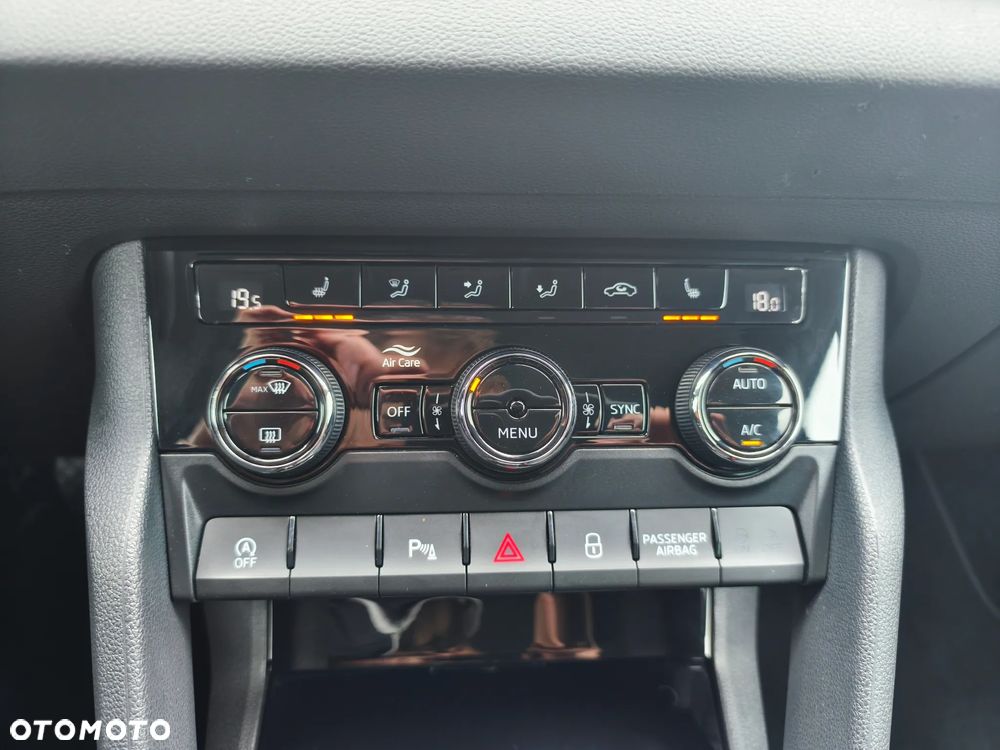 Skoda Karoq 1.6 TDI SCR DSG Ambition - 14