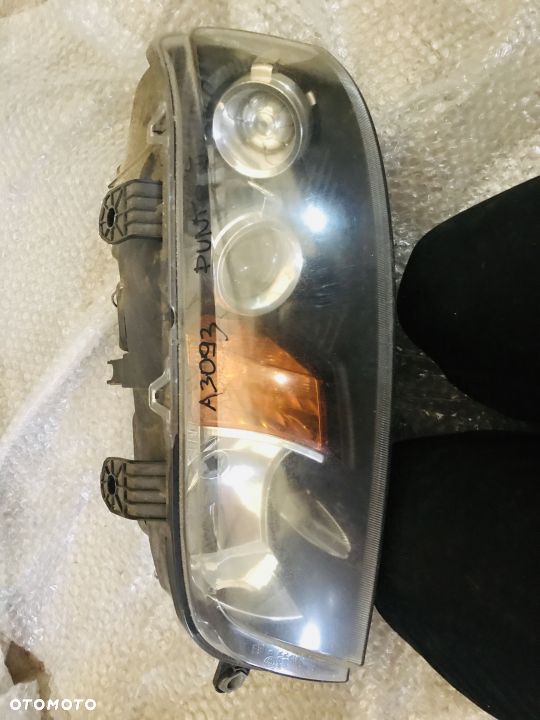 lampa przednia Fiat punto II - 1