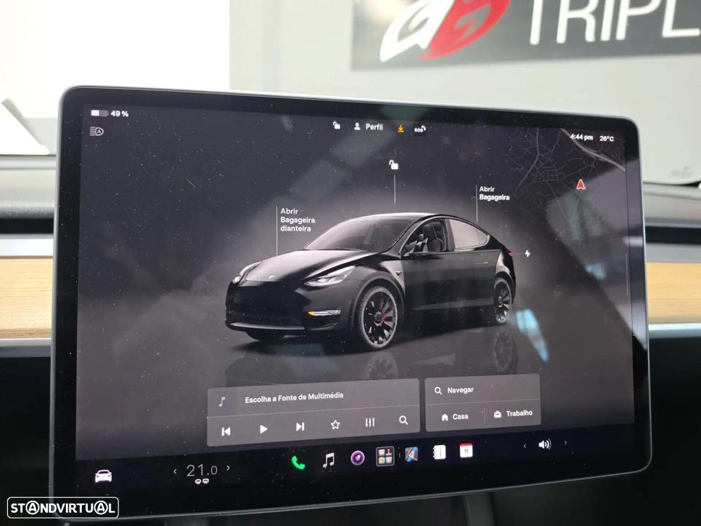 Tesla Model Y Performance Dual Motor AWD - 22