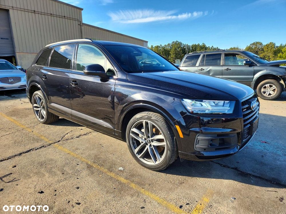 Audi Q7 3.0 TFSI Quattro Tiptronic - 1