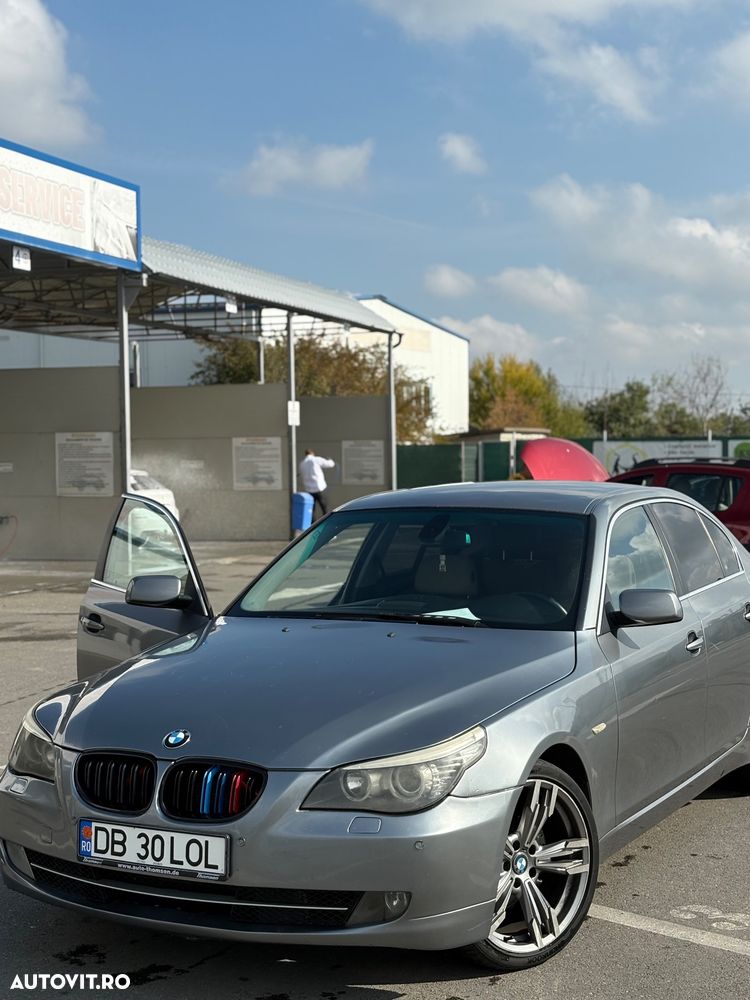 BMW Seria 5 520d Touring - 1