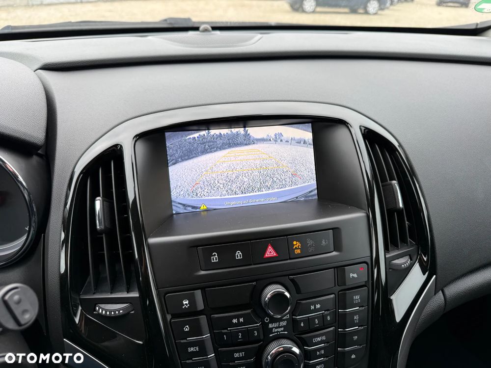 Opel Astra 1.4 T Cosmo - 18