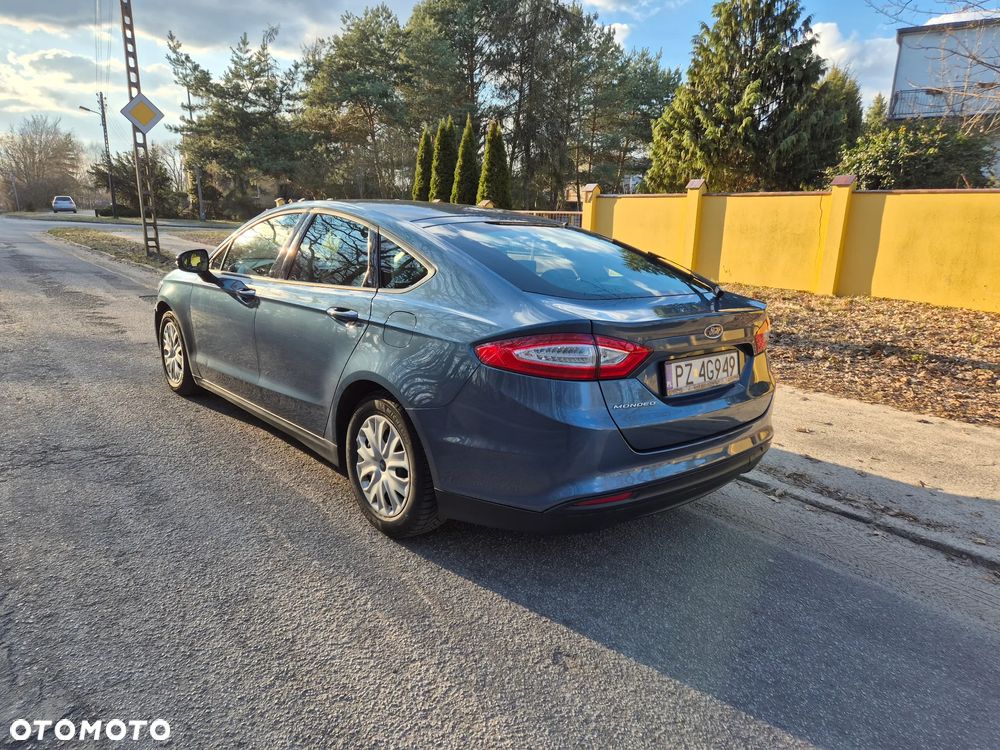 Ford Mondeo 2.0 TDCi Ambiente - 9